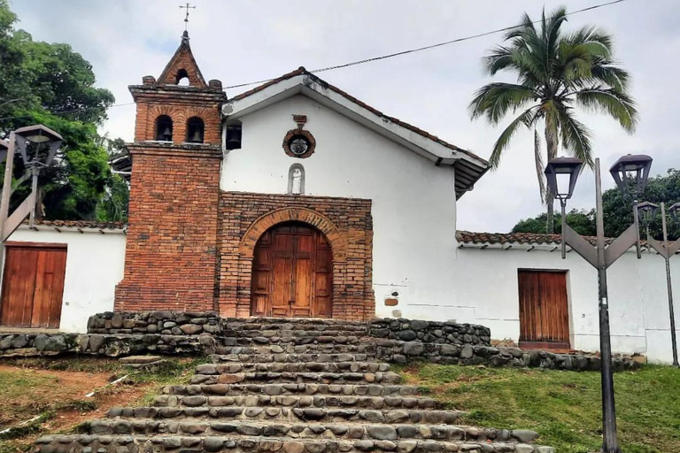 Cali: Cali Auténtica: passeggiata urbana con bevande localiCali: Autentica Cali: tour urbano a piedi con bevande locali