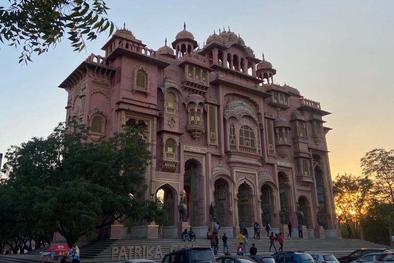 Jaipur: Visita guiada nocturna con degustación de comida opcionalCoche+Conductor+Guía