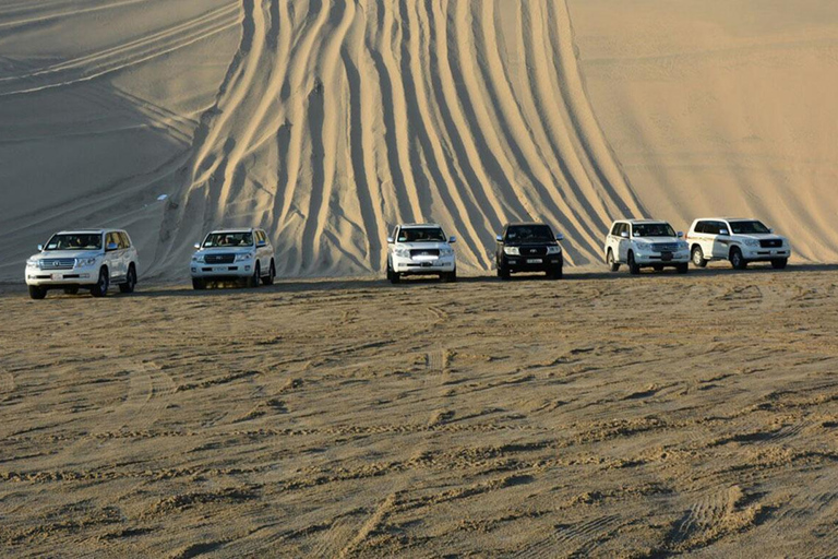 Doha: Safari privato della città e del deserto con giro in cammello