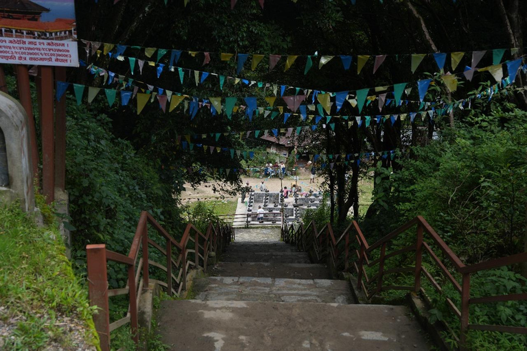 Kathmandu: Nagarkot Sunset Tour with Himalayan Views Kathmandu: Nagarkot and Bhaktapur Durbar Square with dinner