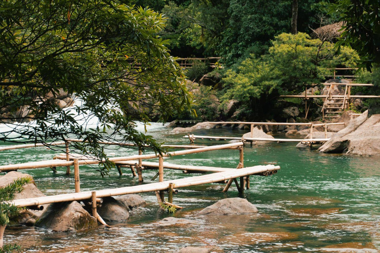 Jaskinia Phong Nha - wycieczka Mooc Spring Tour: Z Dong Hoi do Hue