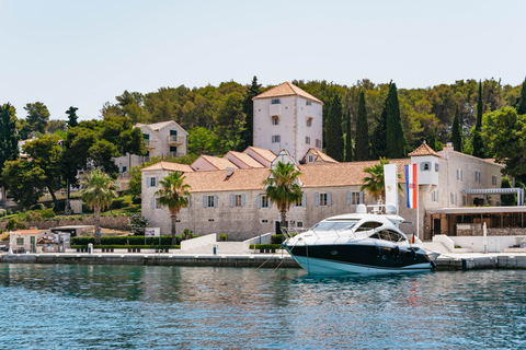 Split: Excursión en lancha rápida por la Laguna Azul y las 3 Islas con almuerzo