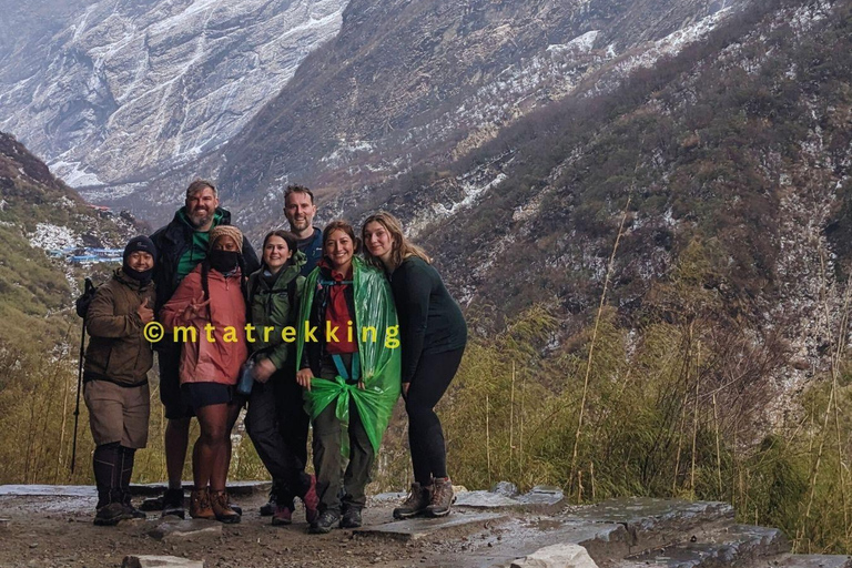 Kort Annapurna Base Camp Trek: 5 dagar från Pokhara: PokharaPrivat guidad vandring i Annapurna Basecamp utan måltider