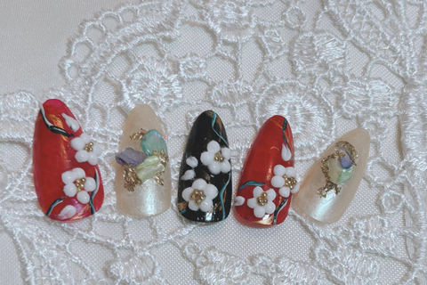 Yokohama: Japansk nagel- och hårstyling, sminkning, kimonouthyrningJapansk nagel