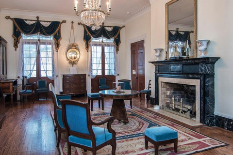 From New Orleans: Oak Alley and Laura Plantation Guided Tour