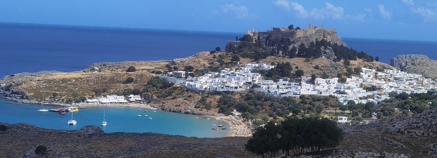 Rhodes : Transfert aller-retour en bus à Lindos avec temps libre