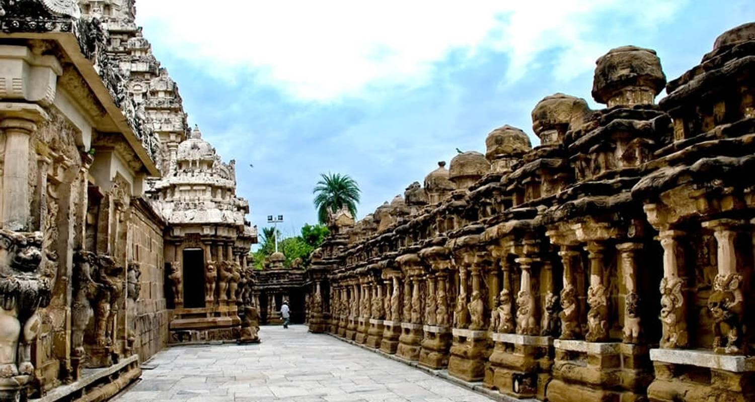 Chennai nach Kanchipuram & Mahabalipuram mit Pondicherry Drop