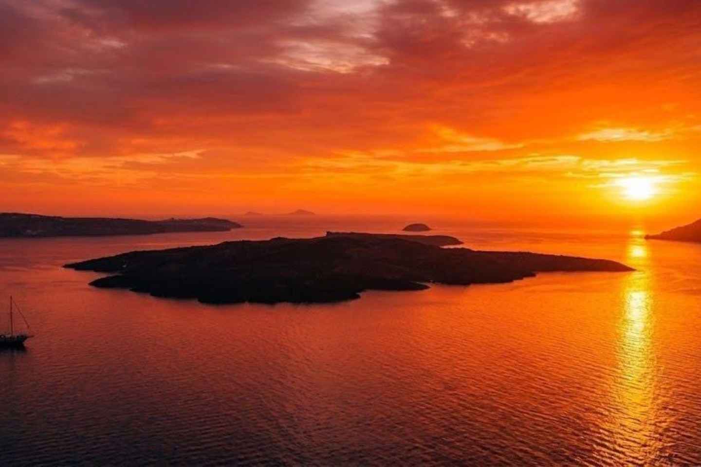 Santorini: Sunset Dinner Cruise - Santorini: Sunset Dinner Cruise