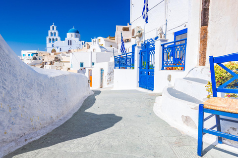 Santorini: Oia Walking Tour and Lighthouse Sunset with Wine