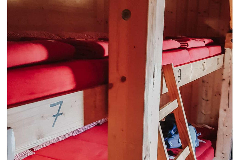 Munich: 3-days Zugspitze hike with hotel pickup