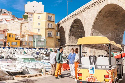 Marsella: Explora el histórico barrio de Panier en un Tuk Tuk eléctrico