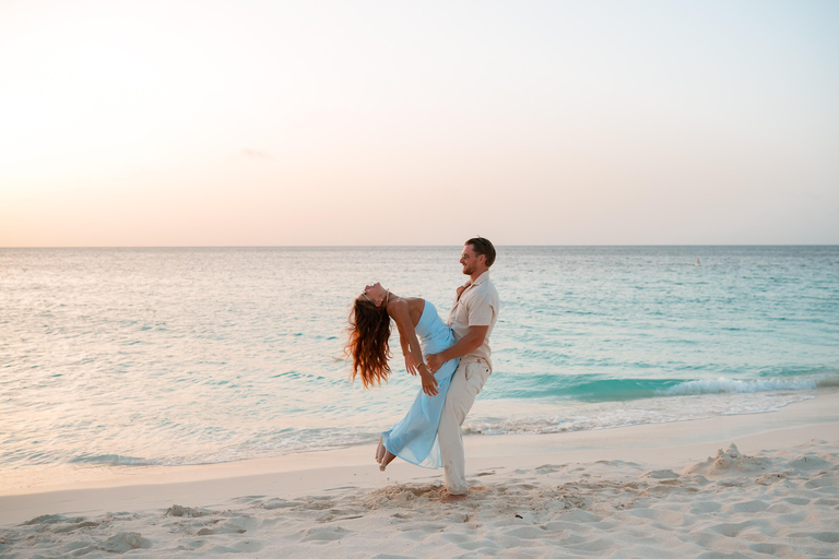 Private Vacation Photoshoot with Photographer in Cancun 1 HOUR SUNSET SESSION CANCUN