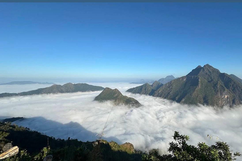 Luang Prabang to Nong Khiaw 2 Day 1 night Camping & Trekking Pick-up in Luang Prabang and drop-off in Nong Khiaw