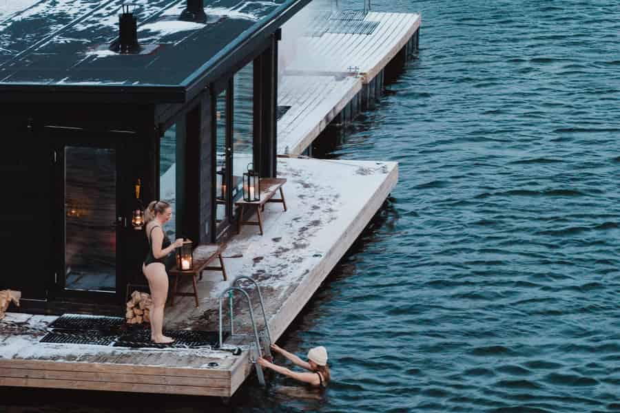 Helsinki: Gemischtes Saunaerlebnis auf einer Fähre im Winter. Foto: GetYourGuide Helsinki: Gemischtes Saunaerlebnis auf einer Fähre im Winter. Foto: GetYourGuide