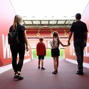 De Londres: Visita de um dia de comboio ao Estádio e Museu do Liverpool FC