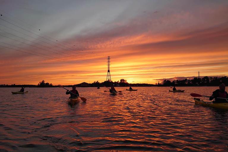 Helsinki: Morning Kayak Tour from Lapinlahti