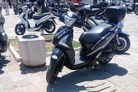 Kotor e Budva : Tour autoguidati con Freedom Scooters