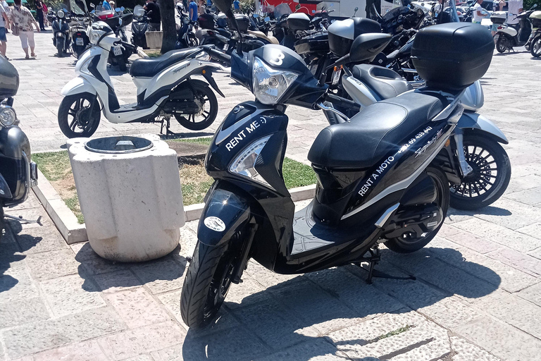 Kotor e Budva : Visitas auto-guiadas com Freedom Scooters