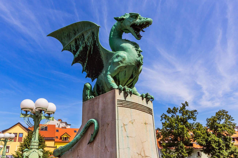 Zagreb : Excursion privée à Ljubljana, dans la grotte et le château de Postojna