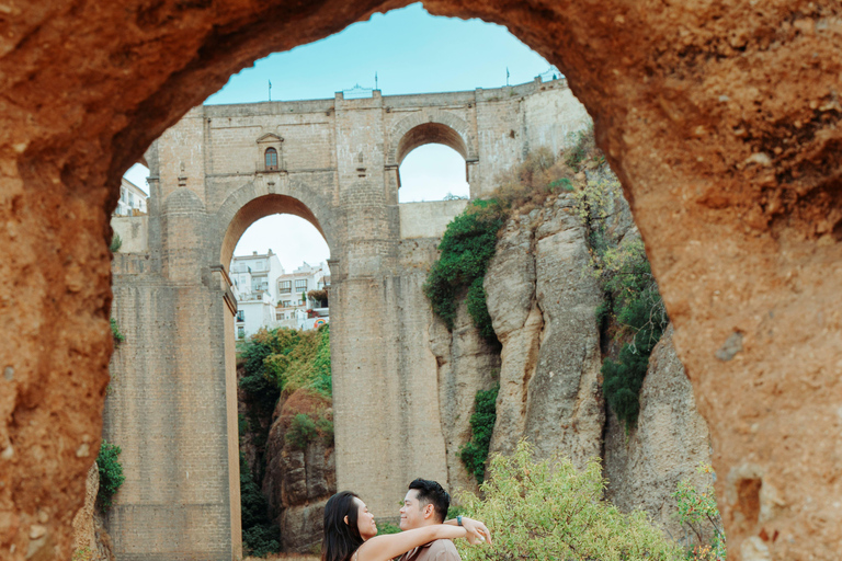 Ronda: Expert Secret Proposal & Engagement Photographer Guided Proposal (1 hour)