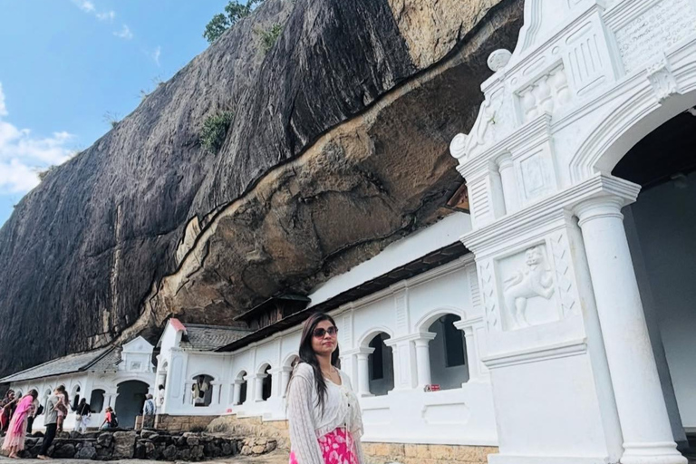 5 Days Sri Lanka Highlights Tour: Culture, Nature & Heritage