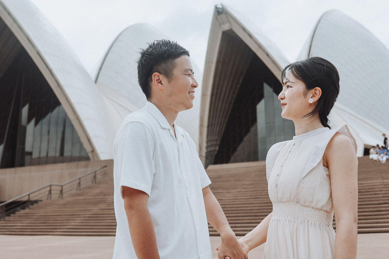 Sydney: Private Photoshoot outside the Opera House Premium 30 Minutes | 25 Photos