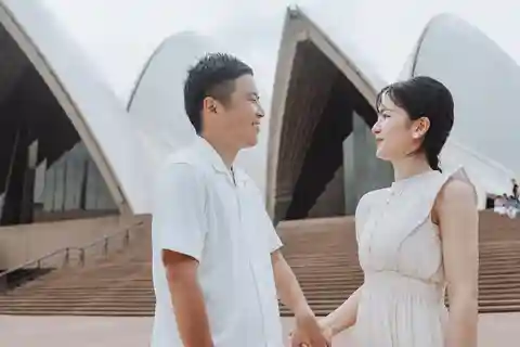 Sydney: Private Photoshoot outside the Opera House