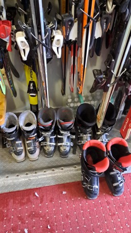 Visit Borovets Rental ski/snowboard equipment in Borovets
