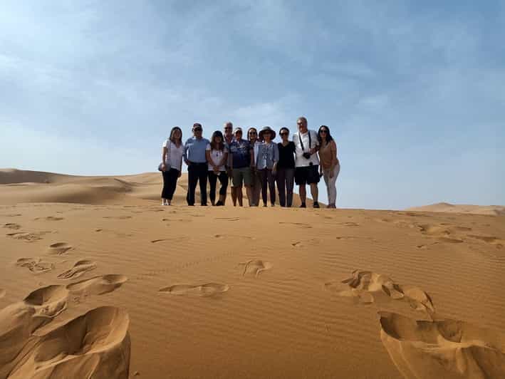 Circuit de 2 jours dans le désert à partir de Fès : Aller-retour avec séjour en camp de luxe - dromadaire