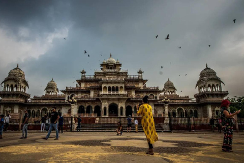 Jaipur: visita guiada privada de día completo al patrimonio cultural