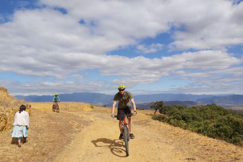 Oaxaca: Tour di mezza giornata delle montagne della valle e di JalapillaPrezzo a partire da 4 persone