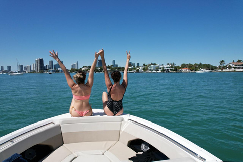 #1 Tour en barco privado y 1 hora gratis de alquiler de moto acuática en Miami