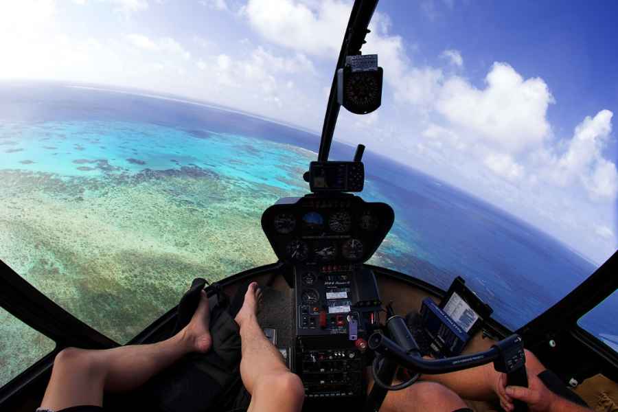 Cairns: Great Barrier Reef Bootsfahrt und Helikopterflug