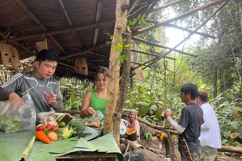 Chiang Rai: Jungle Adventure-Group Trekking & Bamboo Cooking