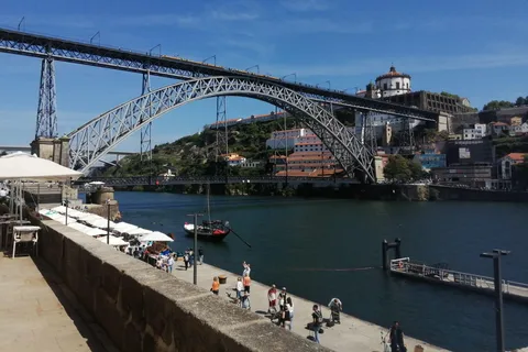 Porto Highlights mit traditionellem Mittagessen