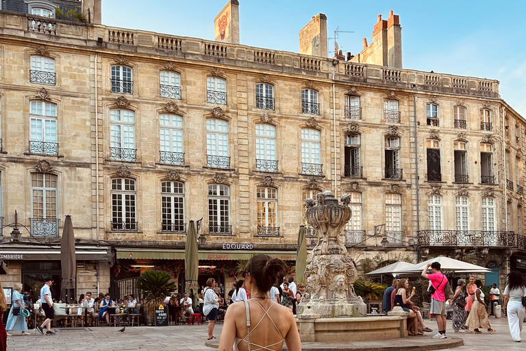 Bordeaux: Dark History Walking Tour with Local Guide El lado oscuro de Burdeos | Asesinatos, misterios y secretos