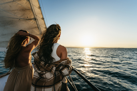 Seattle: Tall Sailboat Sunset Harbor Cruise