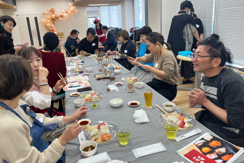 Naha Makishi Public Market : Sushi making experience English guided guide