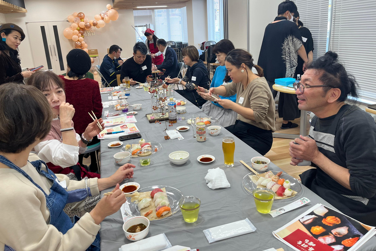 Naha Makishi Public Market : Sushi making experience English guided guide