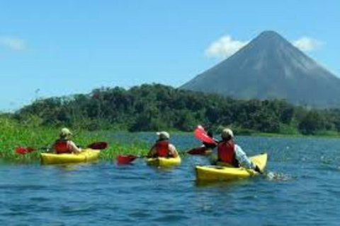 Explore Costa Rica: 4 Days, 3 Volcanoes, 4 Beaches, All Inclusive Explore Costa Rica: 4 Days, 3 Volcanoes, 4 Beaches, All-Inclusive