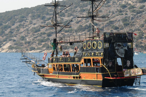 Bodrum: Pirate Boat Experience with Lunch Bodrum Pırate Boat Without Hotel Transfer