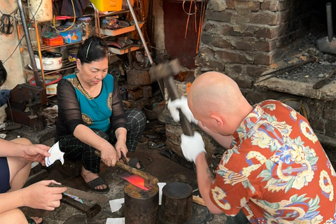河内：在火中锻造——传统刀匠河内铁匠工坊：提供接送服务