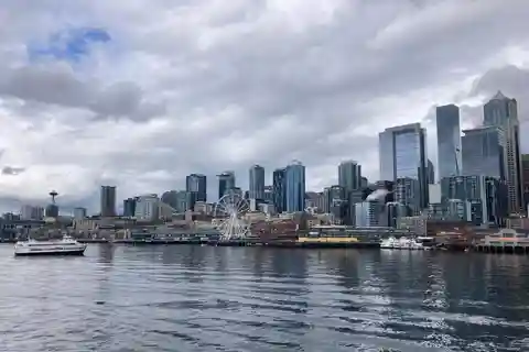 Stadtrundgang durch Seattle: Entlang der Uferpromenade