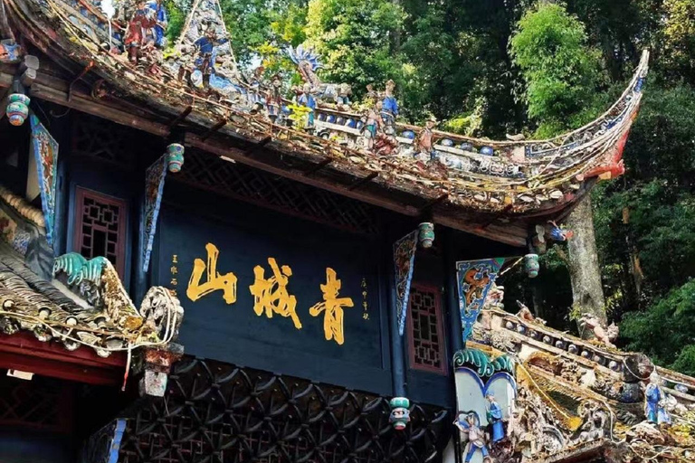 Chengdu: Qingcheng Mountain Entry Ticket (Front and Back) Chengdu: Tickets for the front section of Mount Qingcheng