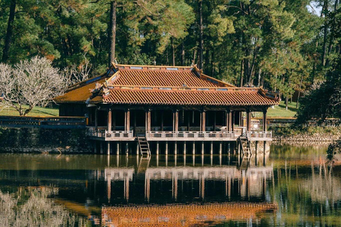 Hue:Places Highlights Dagsutflykt med engelsktalande chaufförDu kan välja att besöka 5 destinationer