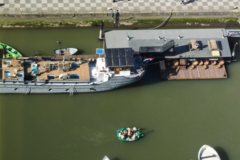 Rotterdam: Floating Innovations Tour with Drink