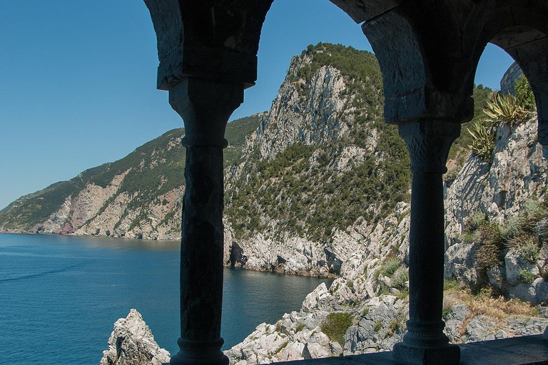 Portovenere & Lerici tour by van from Lucca, Pisa, La Spezia Portovenere & Lerici tour (9-15 people)