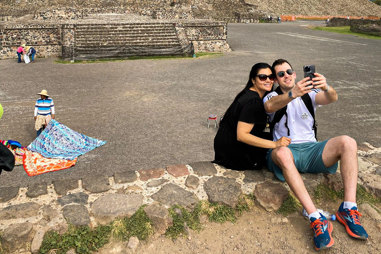 Visite guidée du CDMX : Teotihuacan, Guadalupe et la ville mexicaine de Tlatelolco.