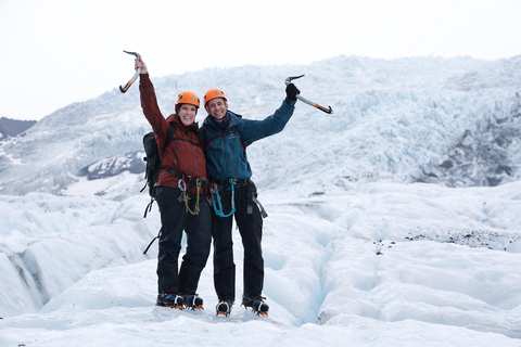 Skaftafell: Glacier Hike and Ice Climbing Tour