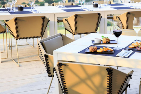 Accra: Instagrammable Nightlife Tour with a welcome drink Accra Tour: 1 Welcome Drink, 360° Skybar Views, & Shopping